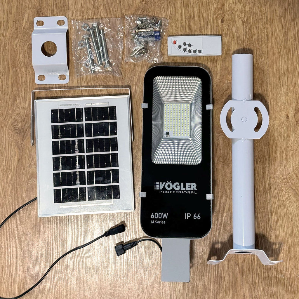 Jaudrs saules enerģijas darbināts apgaismojuma lukturis, krēslas sensors, tālvadības pults, Vögler Professional 600W